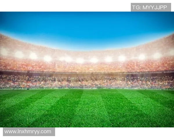 足球明星绿布素材图集全景展示助力创意设计与广告宣传的完美选择